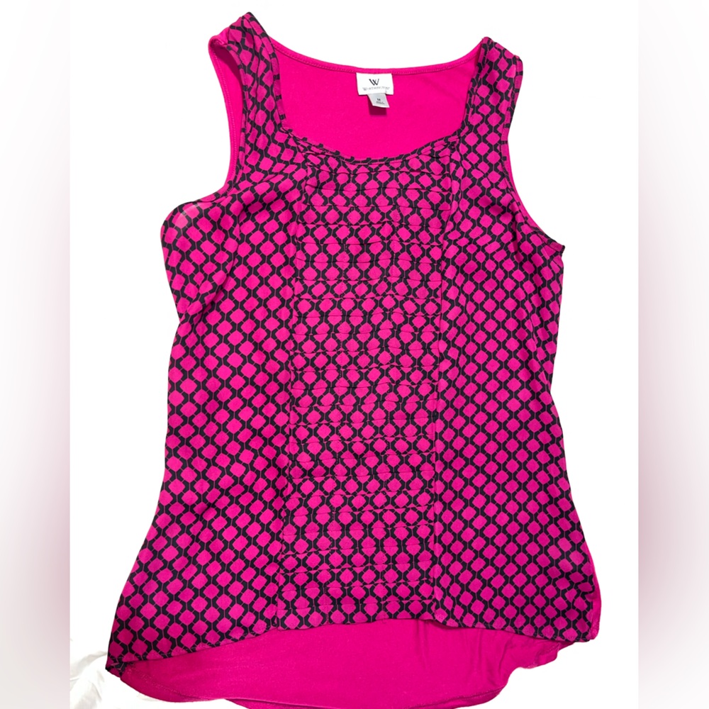 Short sleeve top with detailed front
